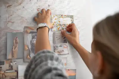 Korková nástenka s motívom kvetov pivónie