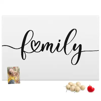 Korková nástenka s nápisom Family