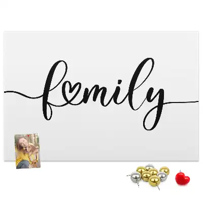 Korková nástenka s nápisom Family