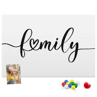 Korková nástenka s nápisom Family