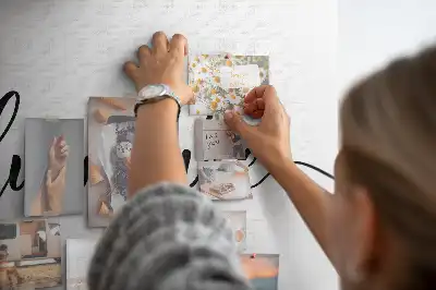 Korková nástenka s nápisom Dobrodružstvo