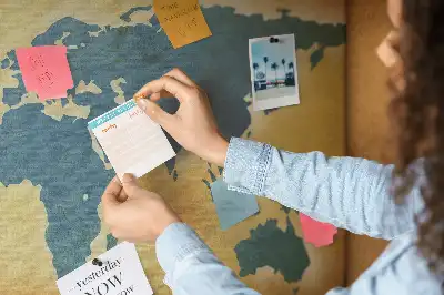 Nástenná mapa sveta v retro štýle na dekoráciu do detskej izby