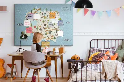 Korková nástenka s mapou zvierat Poľska