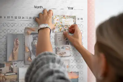 Korková nástenka na sledovanie každodenných cieľov