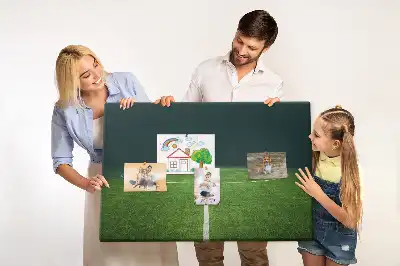 Nástenka do detskej izby s motívom futbalového ihriska