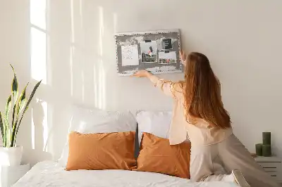 Korková nástenka s motívom hnedej mapy sveta