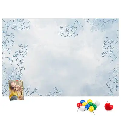 Korková nástenka s motívom náčrtu rastlín