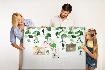 Korková nástenka v tvare listu na stenu
