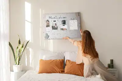 Mesačný plánovač na nástenku do detskej izby