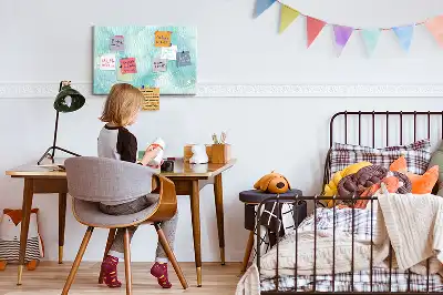 Korková nástenka s motívom umeleckého tekutého kameňa