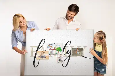 Korková nástenka s nápisom Family