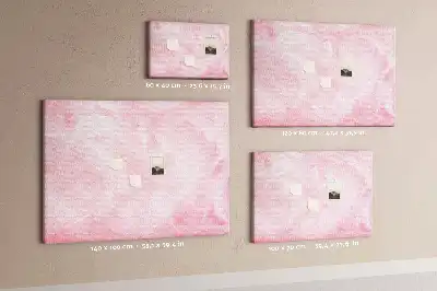Korková nástenka s abstraktným motívom pierok