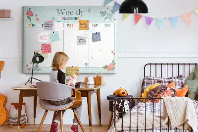 Nástenka do detskej izby s týždenným rozvrhom úloh dom
