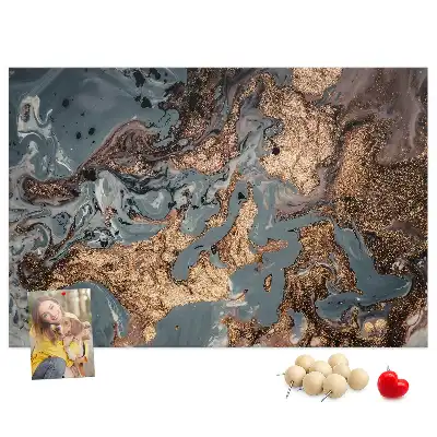 Korková nástenka s dekoratívnym motívom žilkovaného kameňa