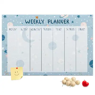 Nástenný týždenný plánovač pre deti s motívom vesmíru