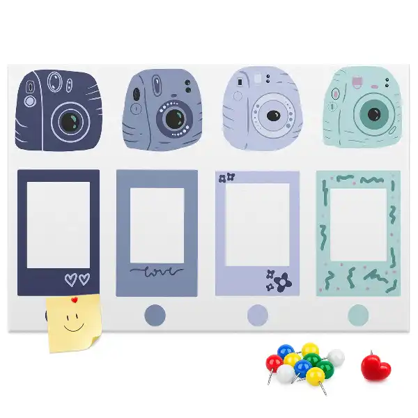 Korková nástenka s rámikmi na fotografie typu Polaroid