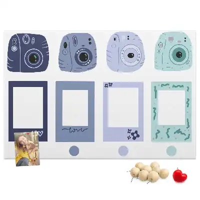 Korková nástenka s rámikmi na fotografie typu Polaroid