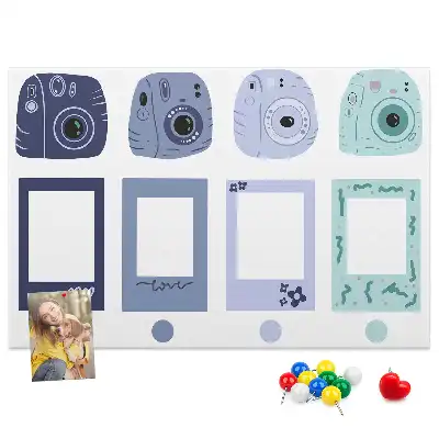 Korková nástenka s rámikmi na fotografie typu Polaroid