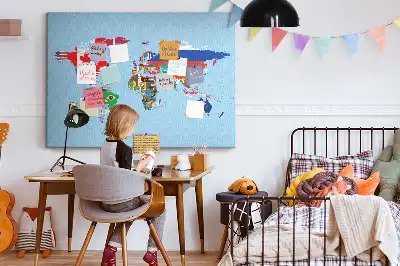 Nástenka do detskej izby Krajiny so zástavami