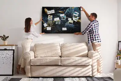 Korková nástenka s floristickým vzorom