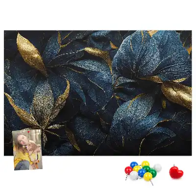 Korková nástenka s floristickým vzorom