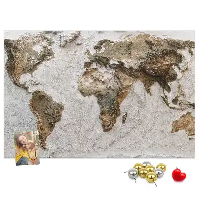 Nástenka do detskej izby s motívom archívnej mapy sveta