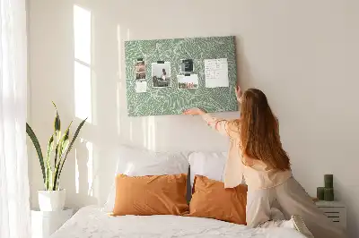 Korková nástenka s motívom prírodných listov