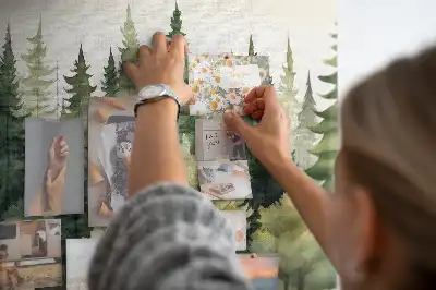 Korková nástenka s motívom lesnej krajiny