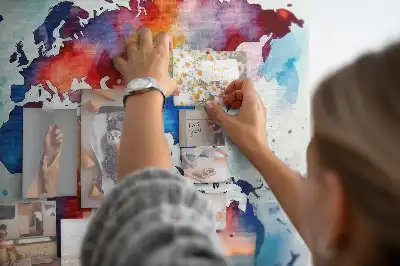 Korková nástenka Maľovaná mapa