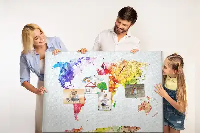 Korková nástenka s motívom pastelovej maliarskej mapy