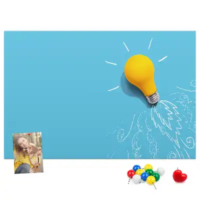 Nástenka do detskej izby s kresbou žiarovky