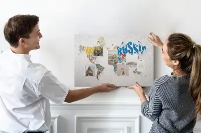 Korková nástenka Geografia z písmen a slov