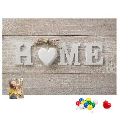 Korková nástenka na stenu s nápisom Home