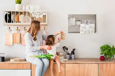 Korková nástenka na stenu s nápisom Home