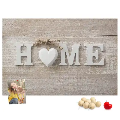 Korková nástenka na stenu s nápisom Home