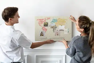 Nástenná mapa sveta z písmen do detskej izby