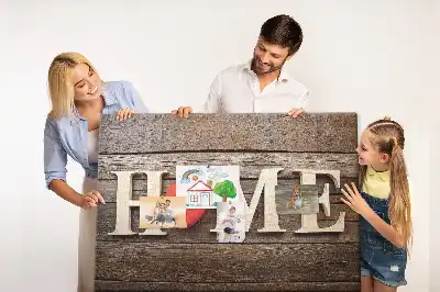Nástenná dekorácia do detskej izby s nápisom Home