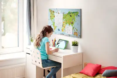 Korková nástenka s atlasom zvierat pre deti